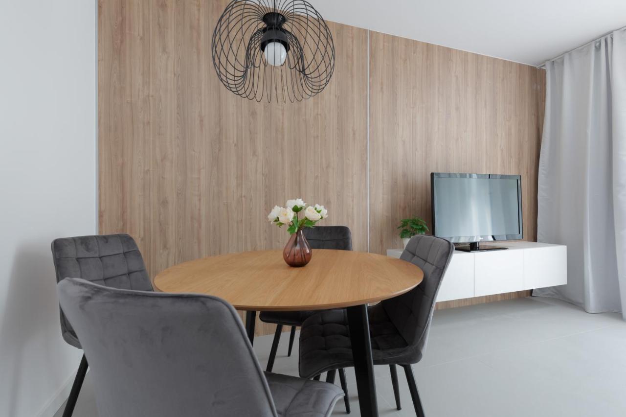 Nowe Bemowo Apartment By Renters Varşova Dış mekan fotoğraf